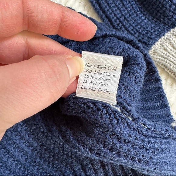 Pink Lily Womens M Oversized Fit Bulky Blue Silver Turtleneck Sweater Heavy - Picture 7 of 11